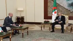 الجزائر تحتفل بتصالحها مع فرنسا: .. الكابرانات يرقصون على أنغام الهبل الدبلوماسي